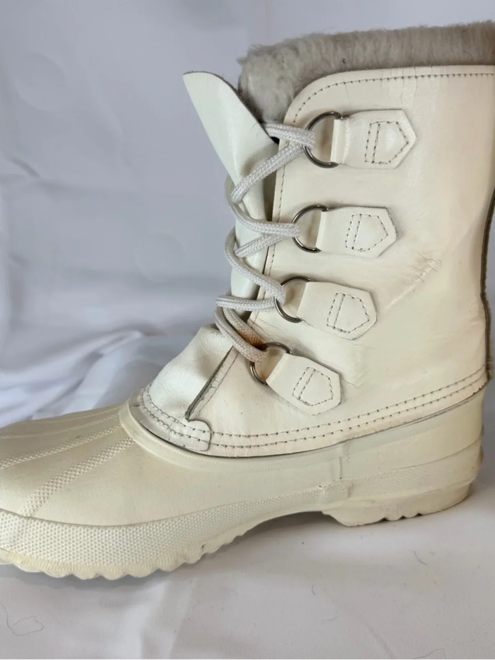SOREL Women’s Size 8 Boots Manitou Winter Snow VINTAGE Duck Boot White Canada